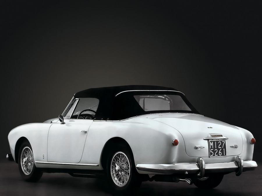  Alfa Romeo 1900 Cabriolet (1484) 1951 года  (фото 2 из 5)